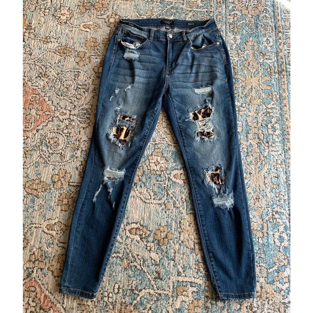 Judy Blue of Los Angeles Leopard Skinny Jeans